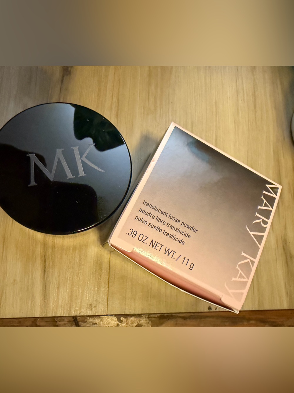 Mary Kay Translucent Loose Powder - New in package!